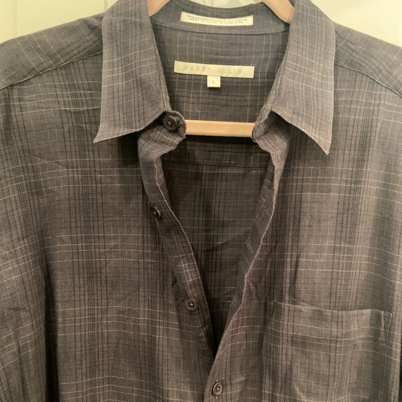 Perry Ellis Button Up - Picture 4 of 11